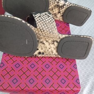 Tory burch sandal